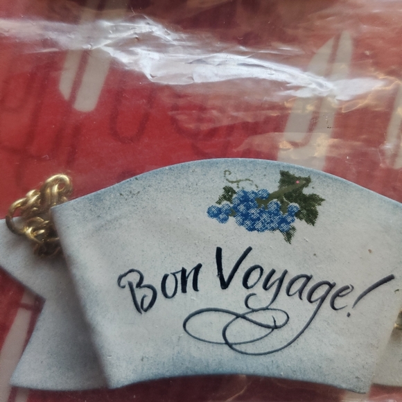 Berkeley Designs Decor - Picture 4 of 4